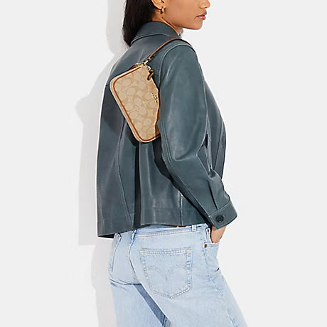 NOLITA 19 IN SIGNATURE CANVAS (COACH C3308)