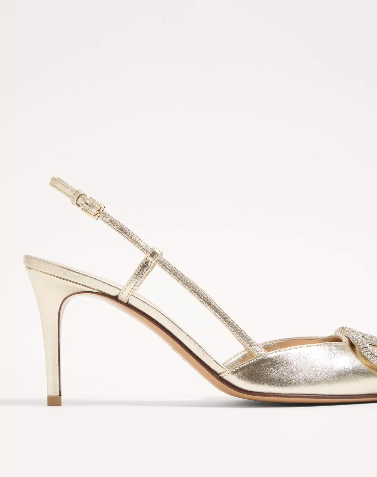 Valentinoi Garavani VLogo Glow Laminated Nappa Slingback Pump 80 Mm / 3.15 In.