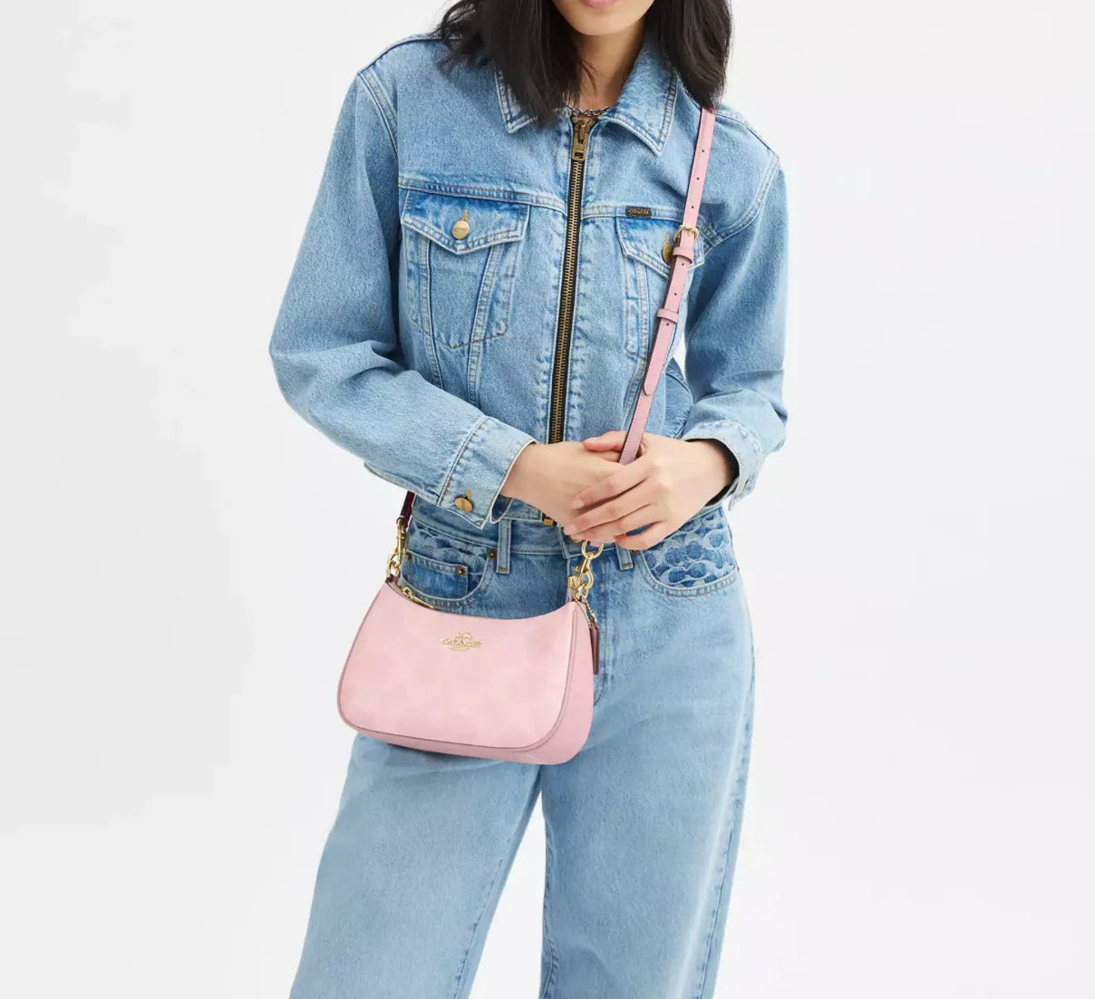 COACH Teri Shoulder Bag In Pink Signature Canvas