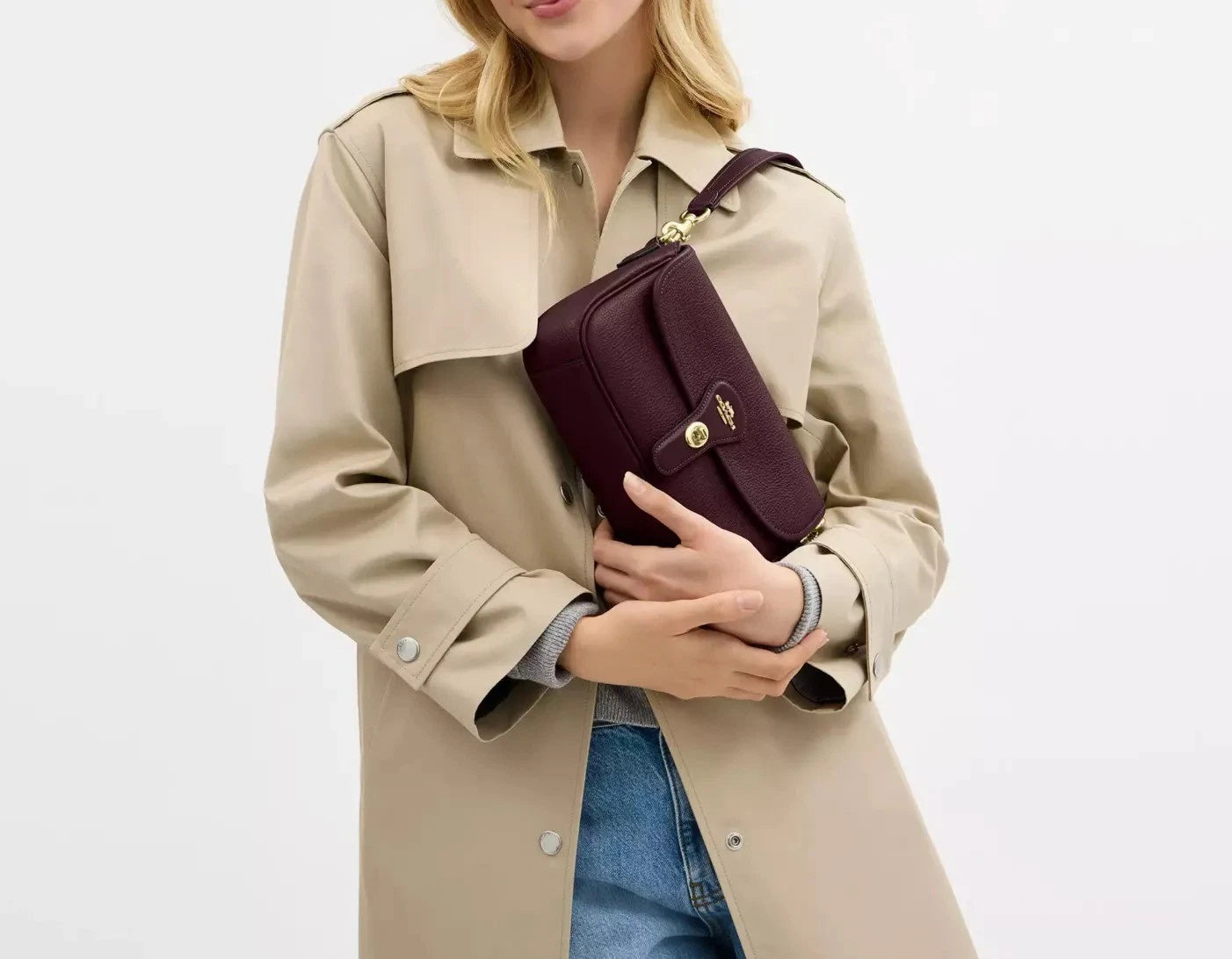 Coach Hadley Shoulder Bag