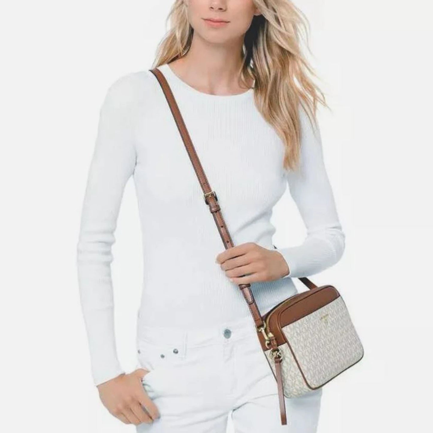 Michael Kors Jet Set Charm Camera Crossbody bag
