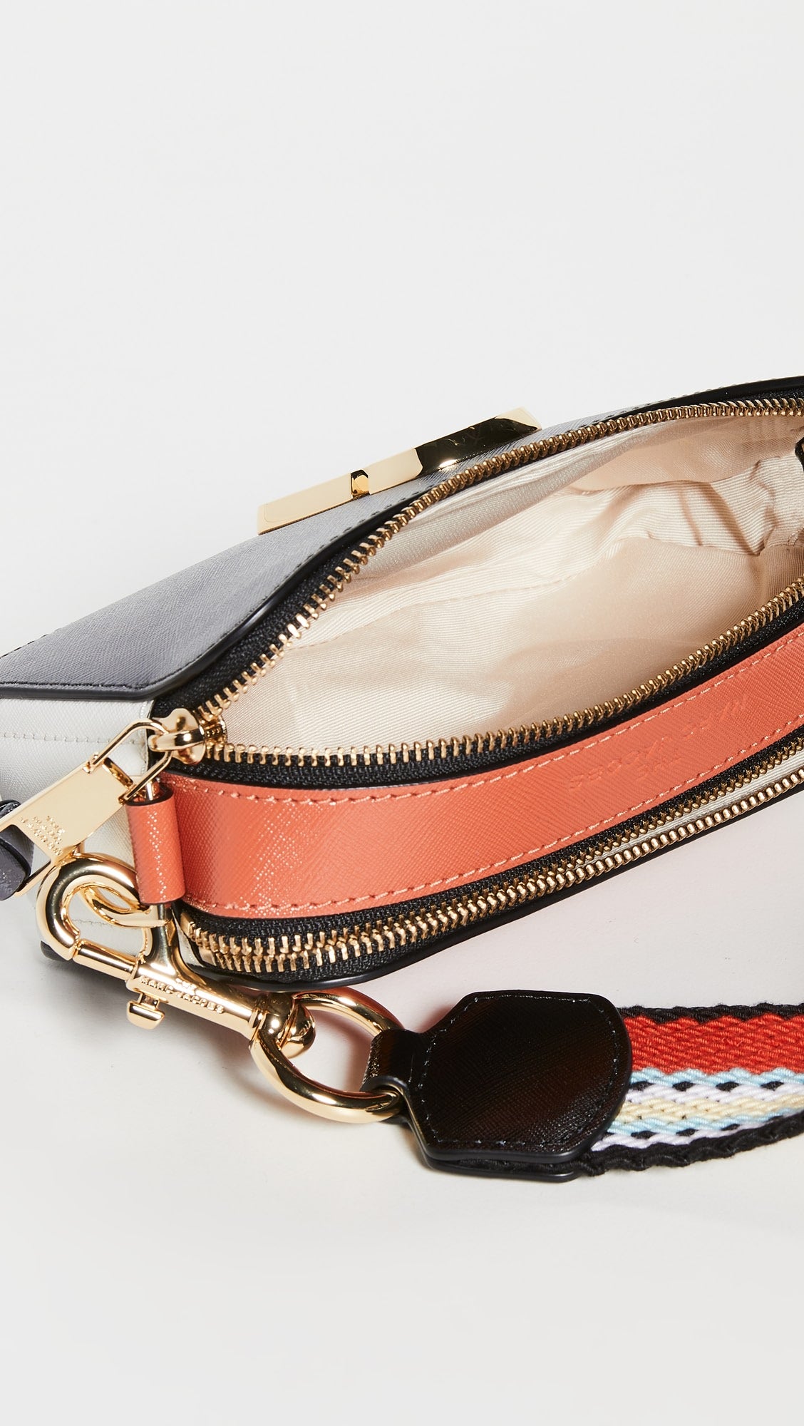 Marc Jacob The Snapshot Cylinder grey Multi