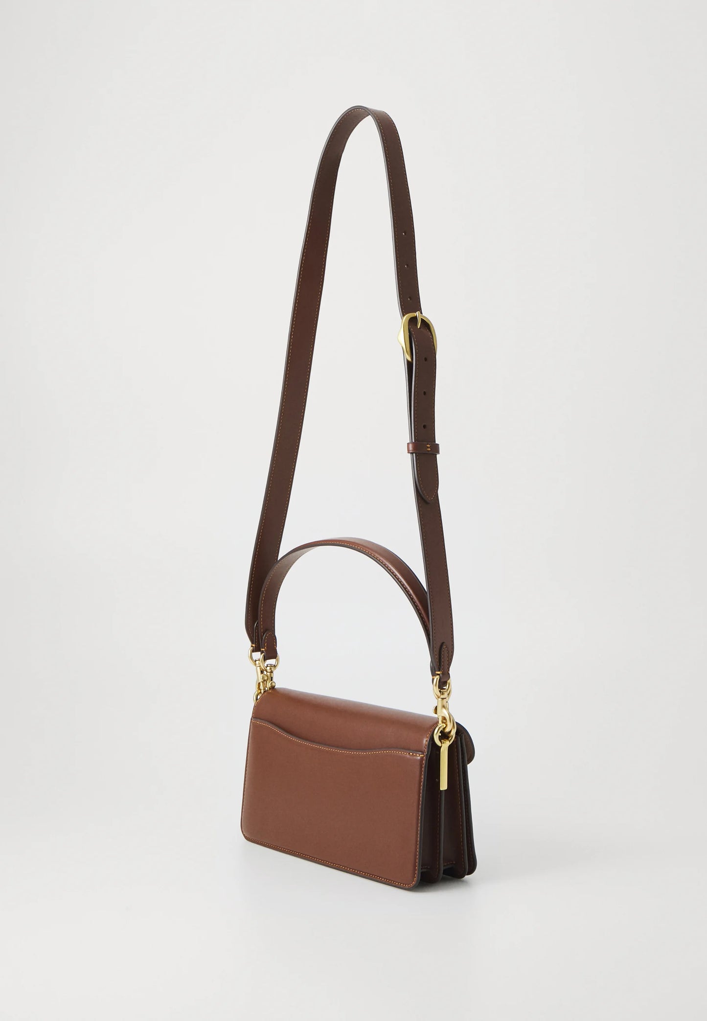 COACH TABBY SHOULDER BAG 26 IN SIGNATURE CANVAS - Handbag - tan brown