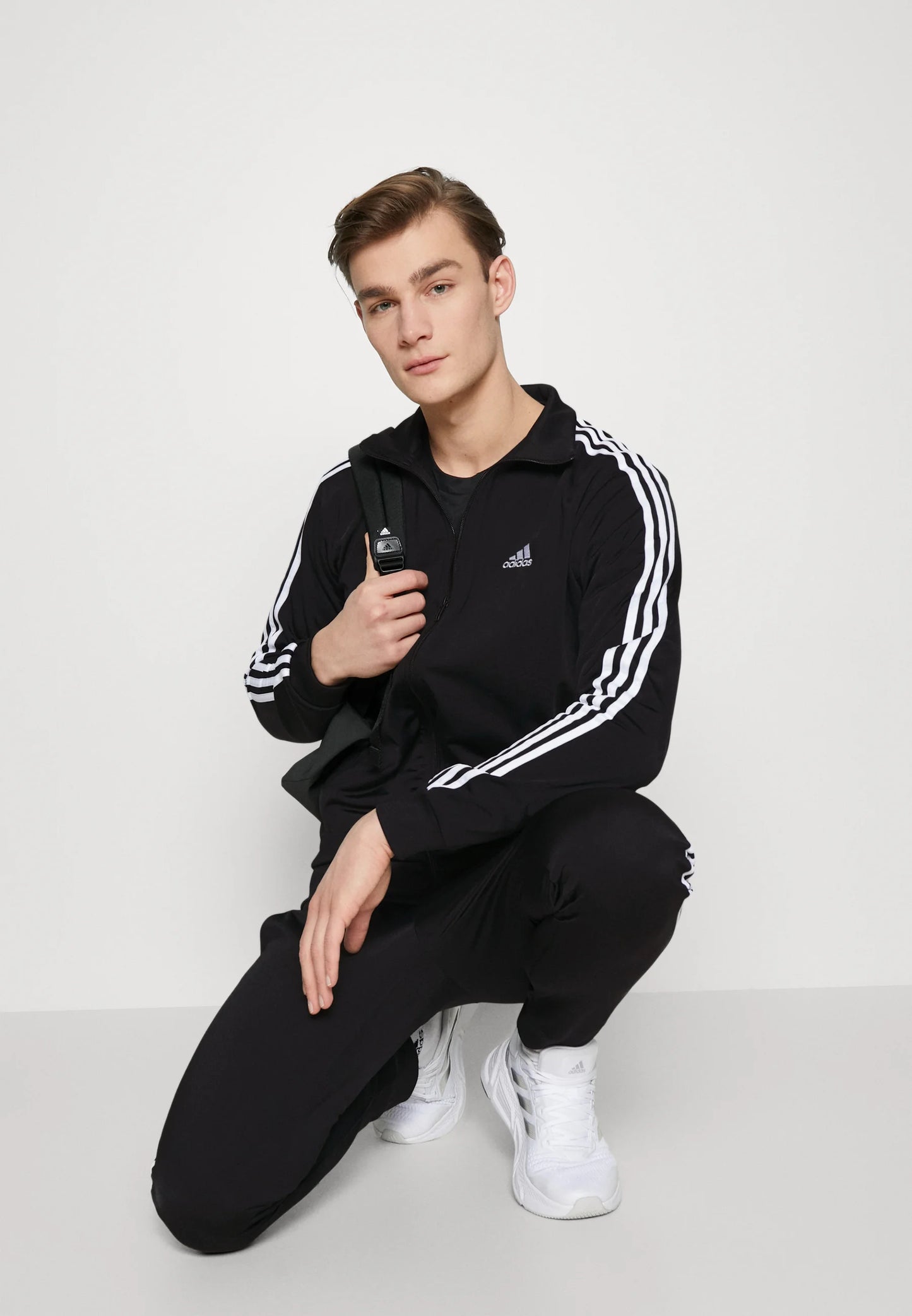 adidas Sportswear SPORTSWEAR BASIC Tracksuit