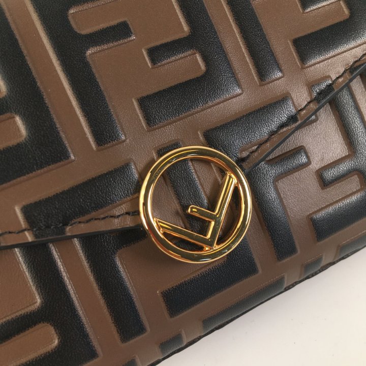 Fendi Continental Wallet On Chain