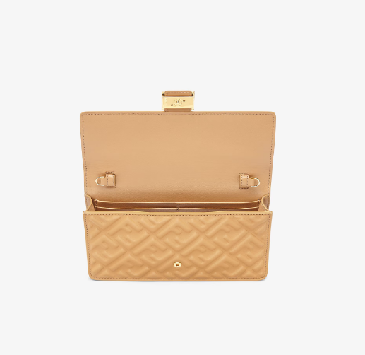 FENDI Wallet On Chain Baguette