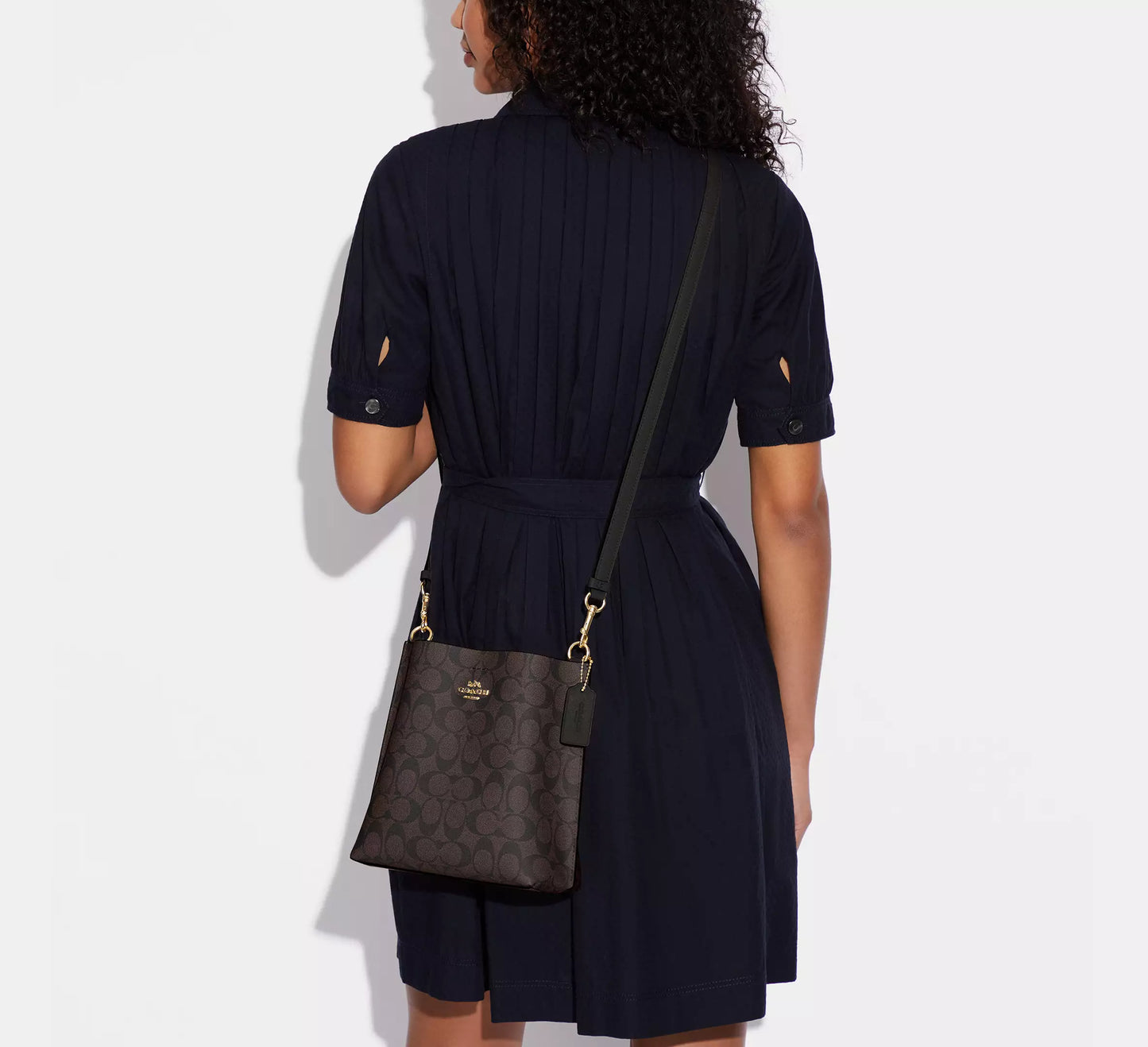 Mollie Bucket Bag 22 In Signature Canvas