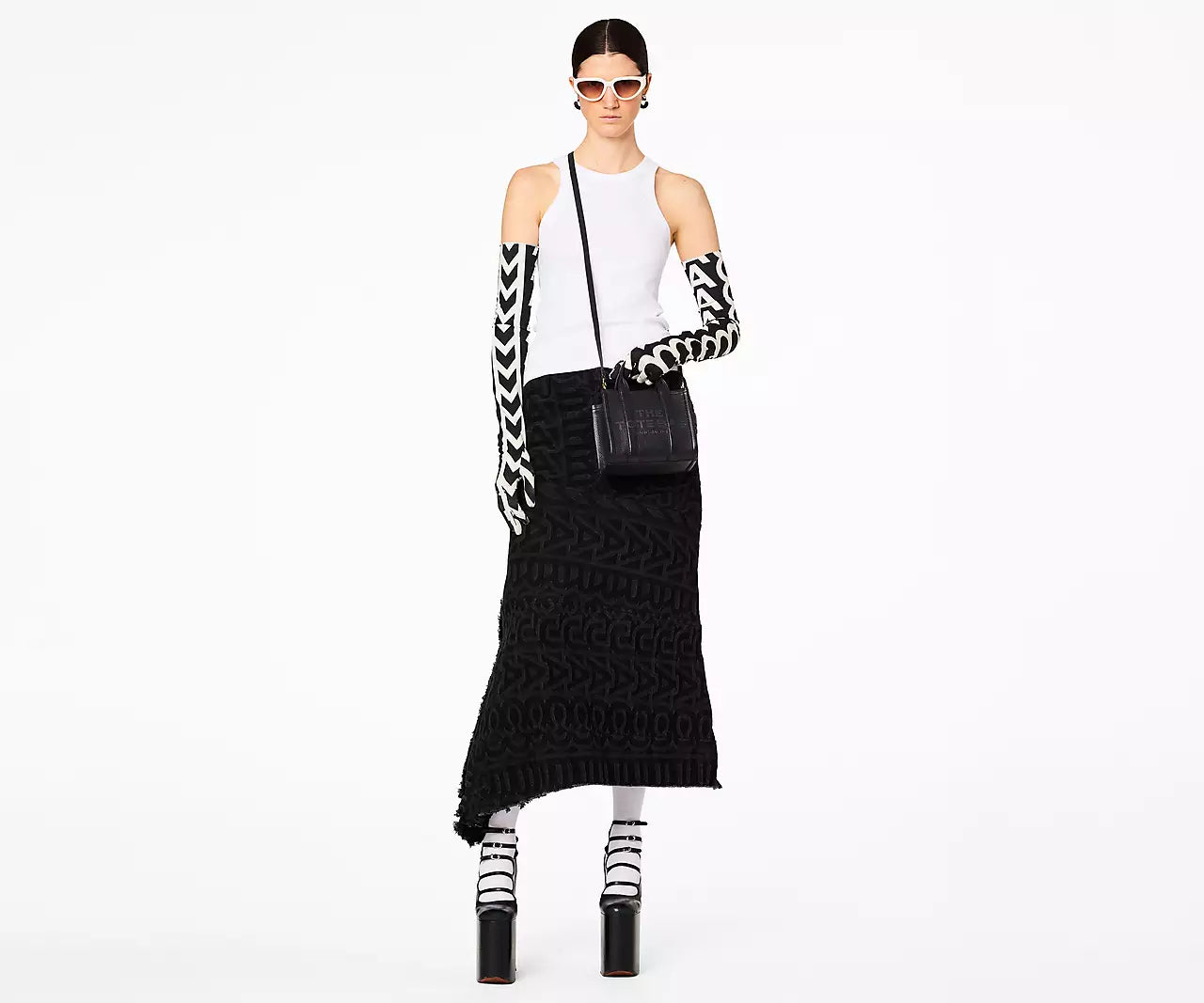MARC JACOBS THE LEATHER MINI TOTE BAG (BLACK)
